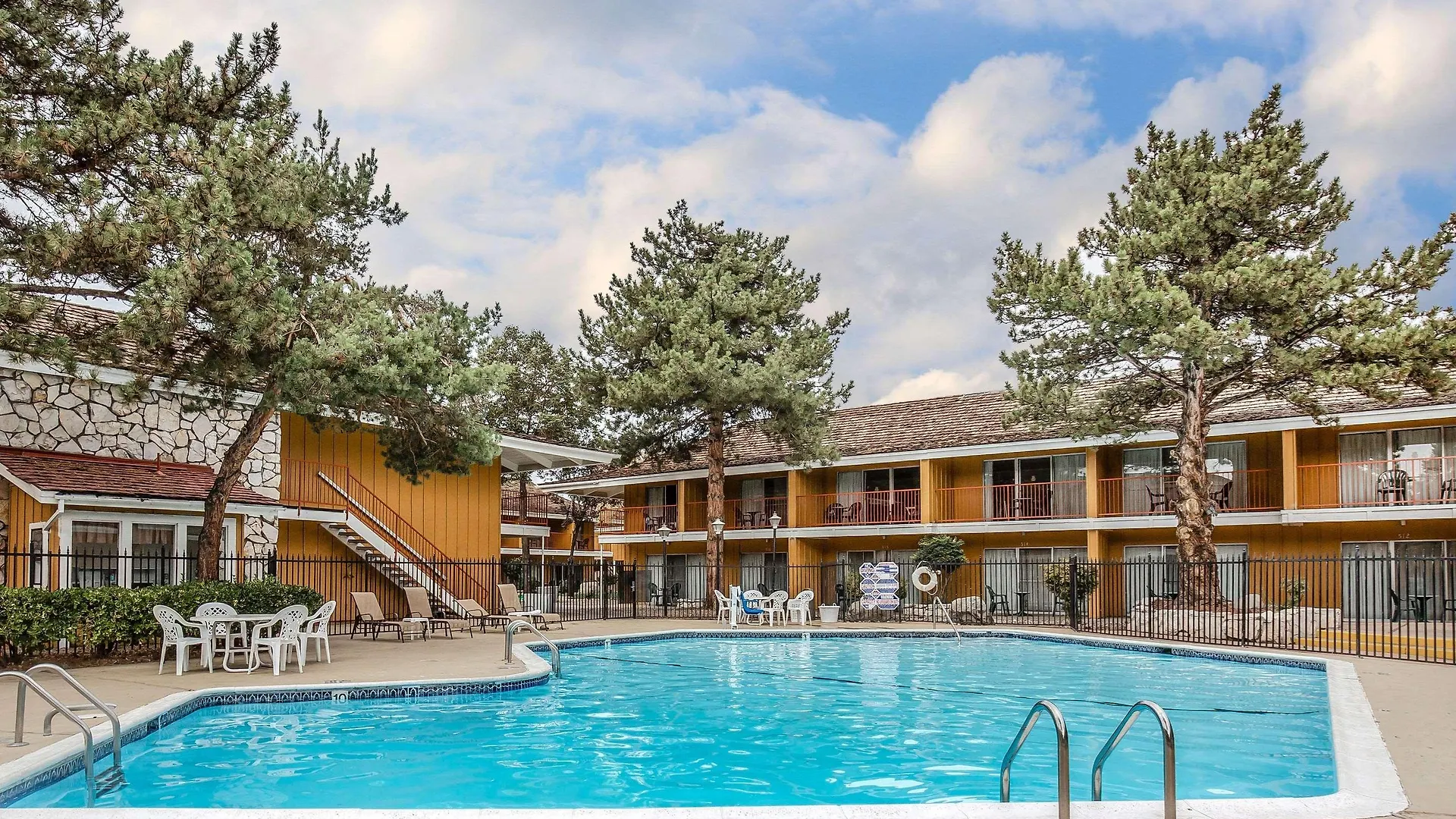 Econo Lodge Near Reno-Sparks Convention Center
