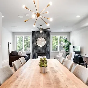 Mayas Luxury Oasis 2 Miles To Broadway Holiday home Nashville